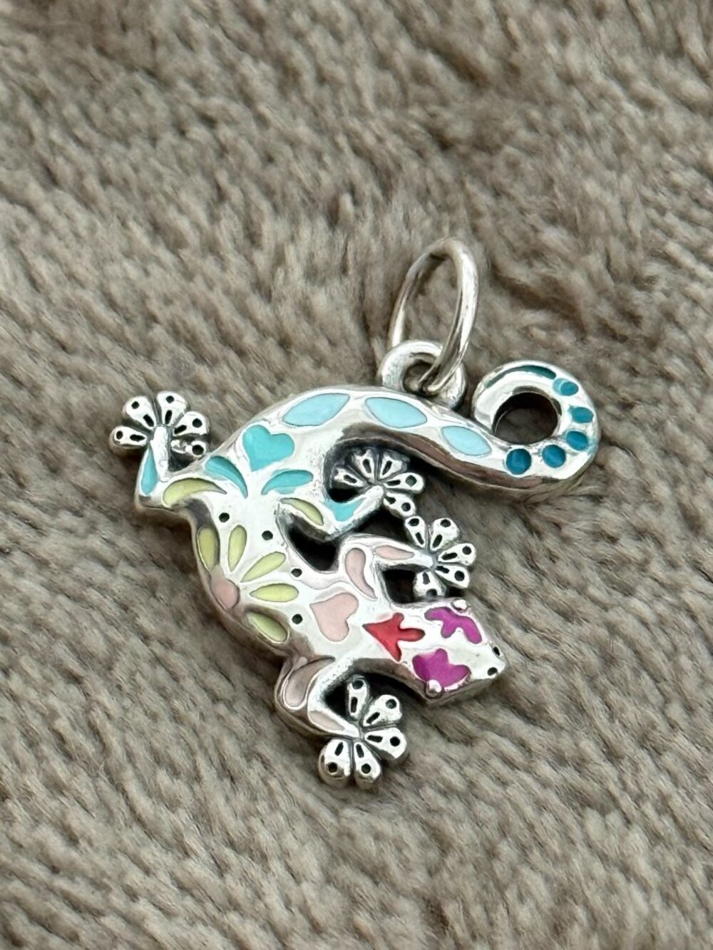 Enamel Festive Gecko Charm